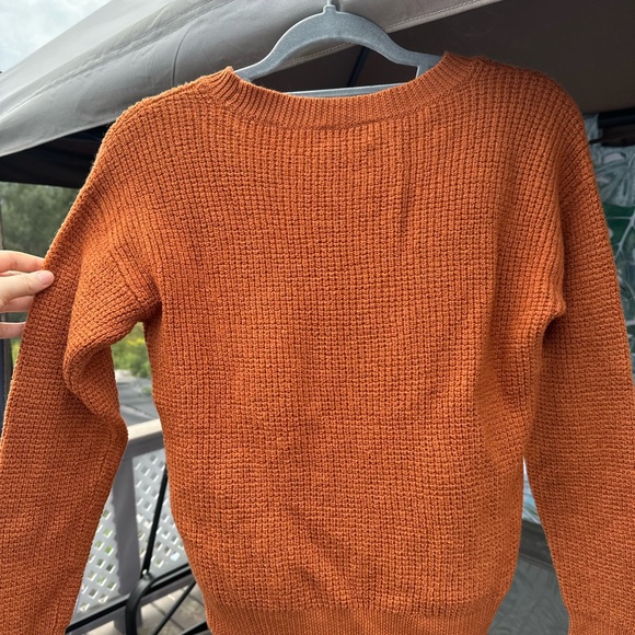 Aritzia Wilfred Crewneck Sweater - Picture 4 of 4